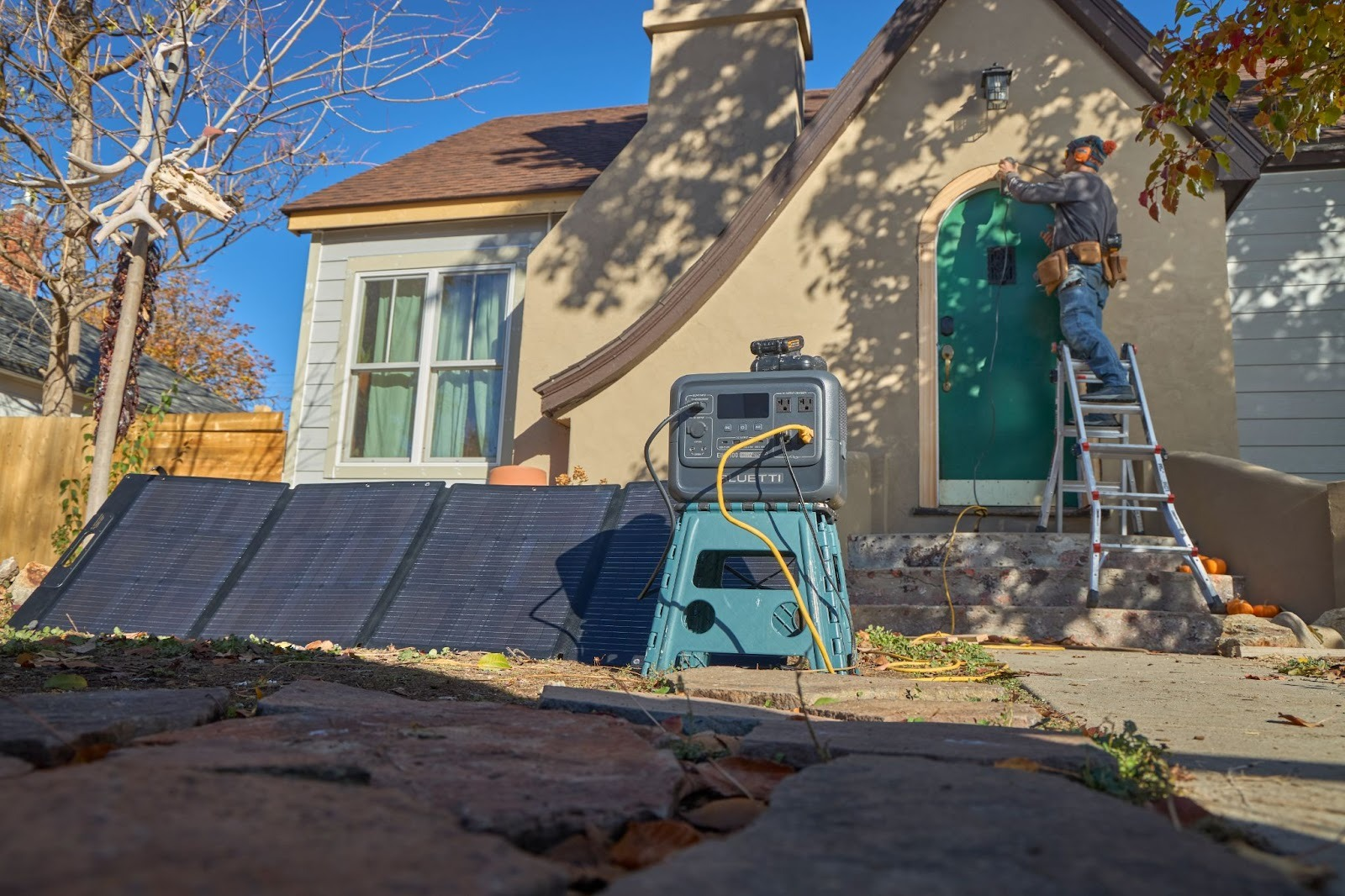 BLUETTI Elite 100 V2, North American four-outlet model — manufacturer worksite photo